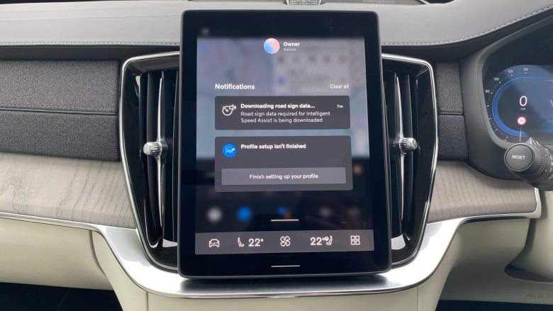 Volvo XC90 2.0 T8 PHEV Ultra Dark 5dr AWD Geartronic Estate